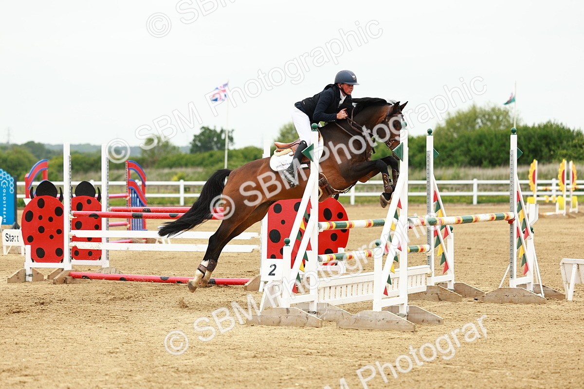 SBM_001089 - Class 4 - Senior Newcomers - 1.10m