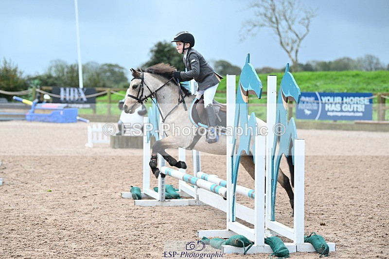 231029A-093224-02421 - 60cm Club and Schools