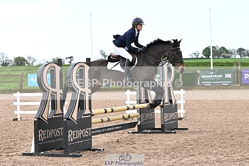 250416-090347-00010 - Cls 1 British Novice and 90cm