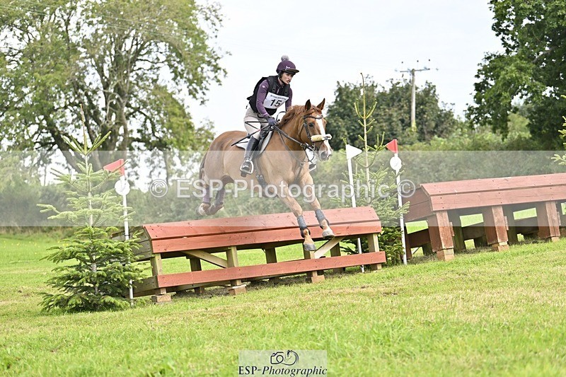 240831A-124102-02323 - 015-Morwenna.Barnicoat-AP.MY.DARLING.CLEMENTINE