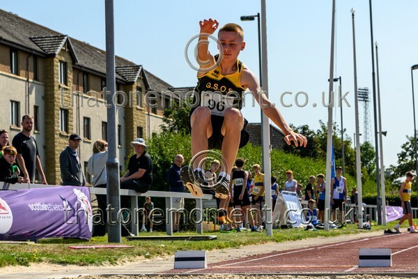 Age25SAT-916477 - Field Male