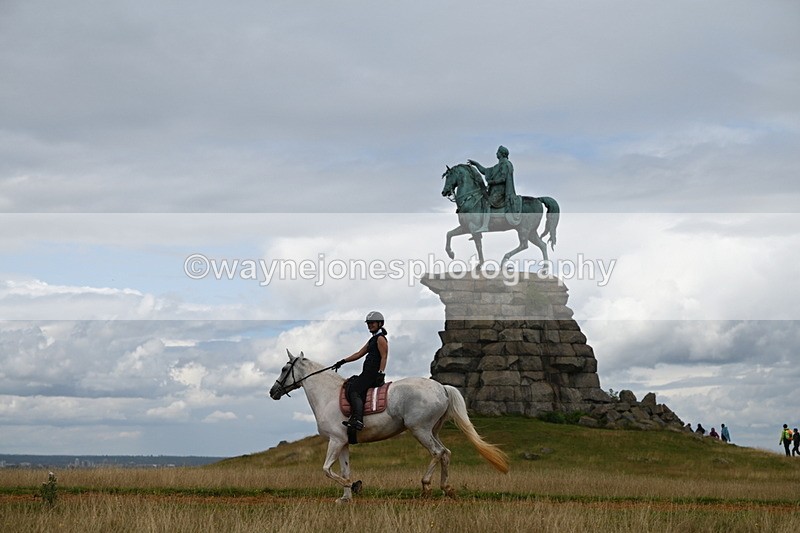 DSC_9215 - Time at Statue 14:33 to 15:10
