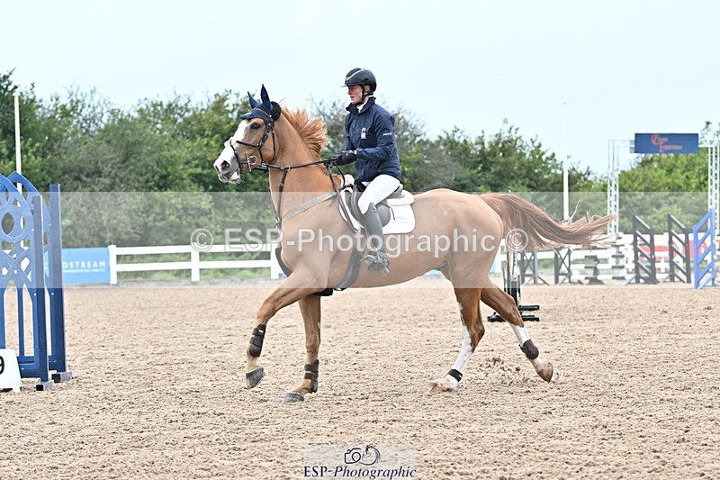 240925A-121704-00422 - Cls 3 Snr 1.05m Open