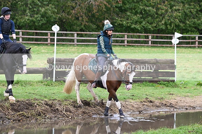 WJ6_4717 - Time at Photographer 11:57 to 12:14