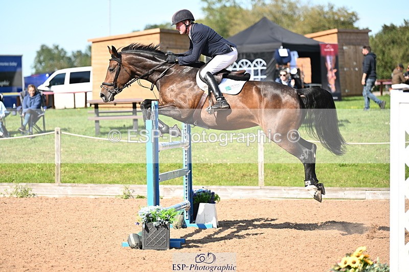 240913A-151159-05029 - Cls 17 National 1.30m Open