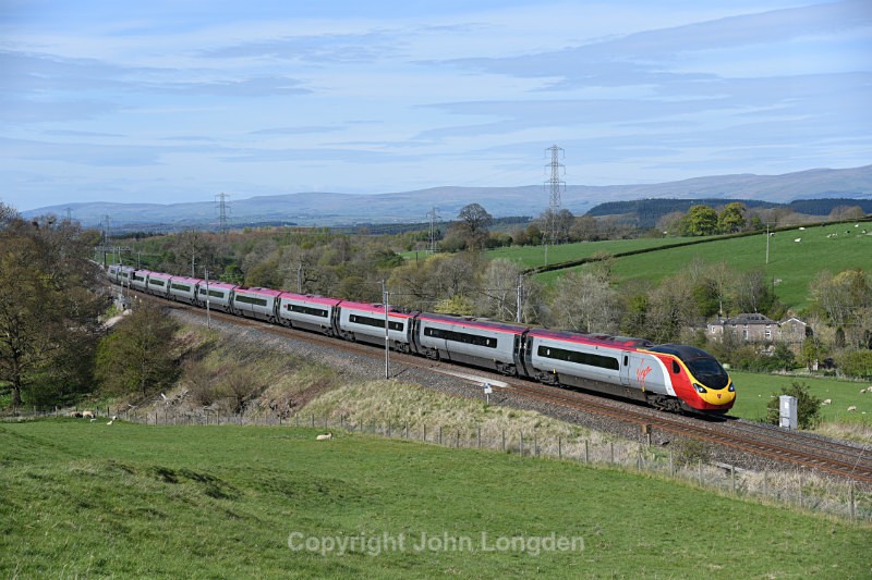 JL - 23.4.17 390127 1M15 1438 Glasgow - Euston, Gt Strickland - West Coast Main Line (north to south)