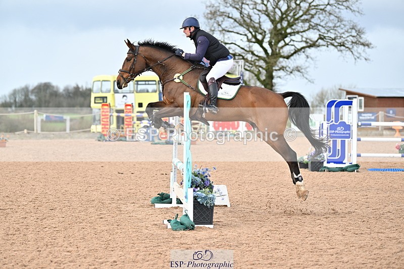 240315A-125509-01078 - Cls 3 Snr Foxhunter