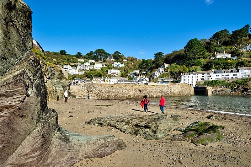 Low tide on the beach - Polperro