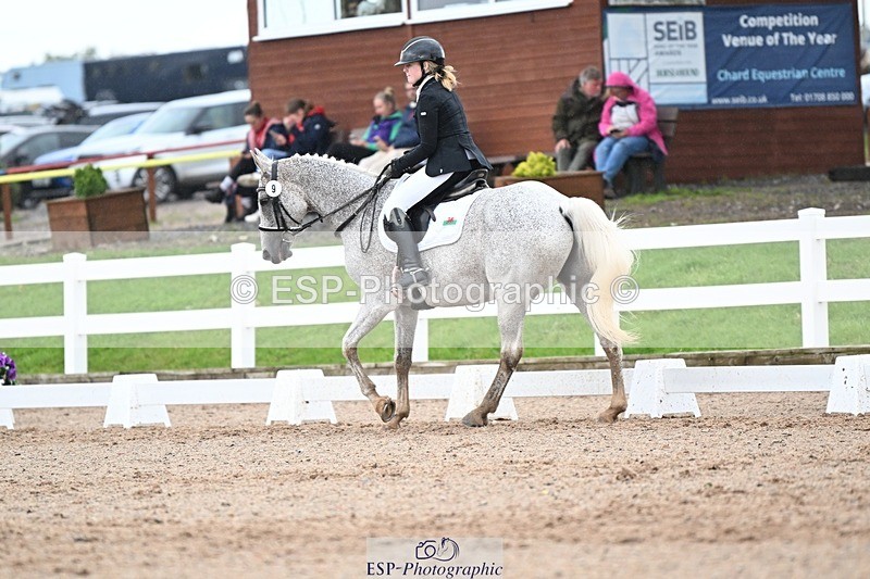 250907-125655-08493 - 009-Terri.EllawayTagula.Passion