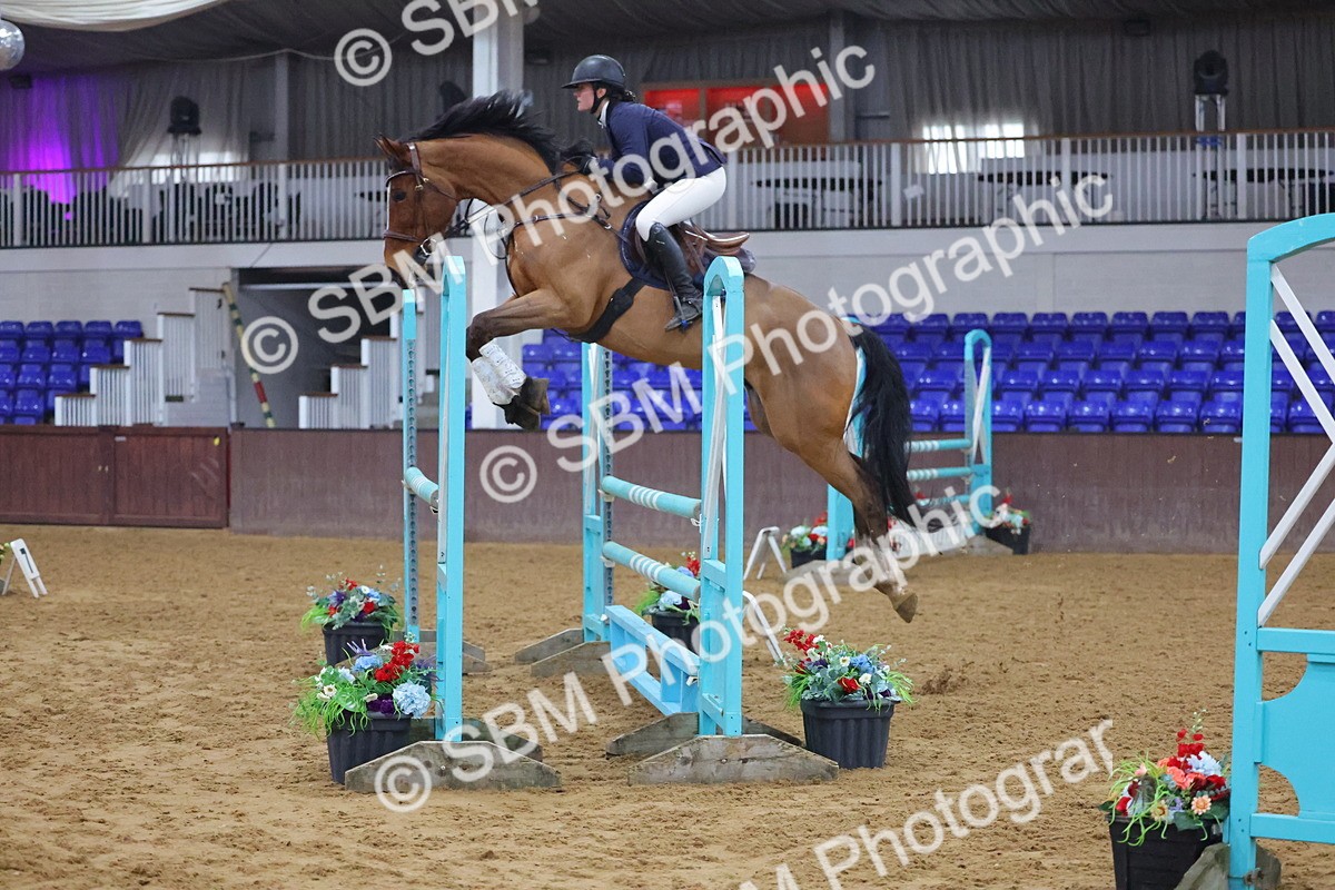 SBM_008924 - Class 22  - Senior Newcomers/ 1.10m Open - First Round (1.10m)