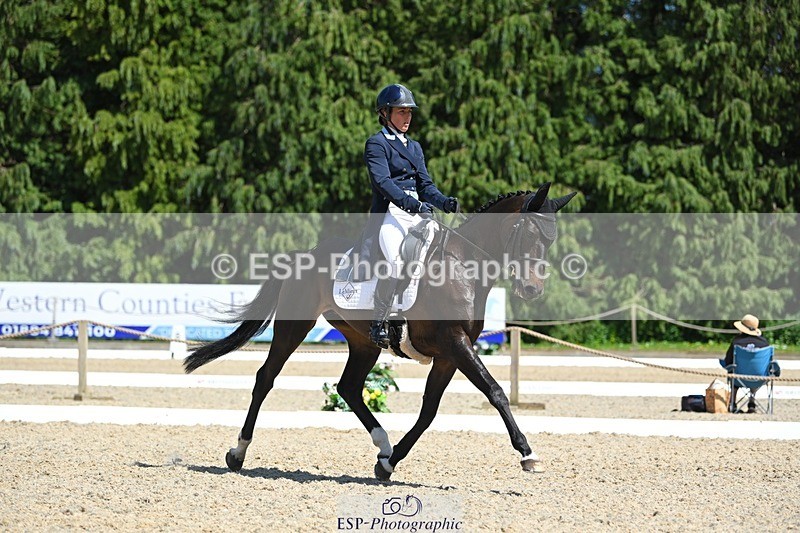 230526-144804-07011 - 485-OPPOSITION_HERALDIK_GIRL-Kirsty_Chabert-DR