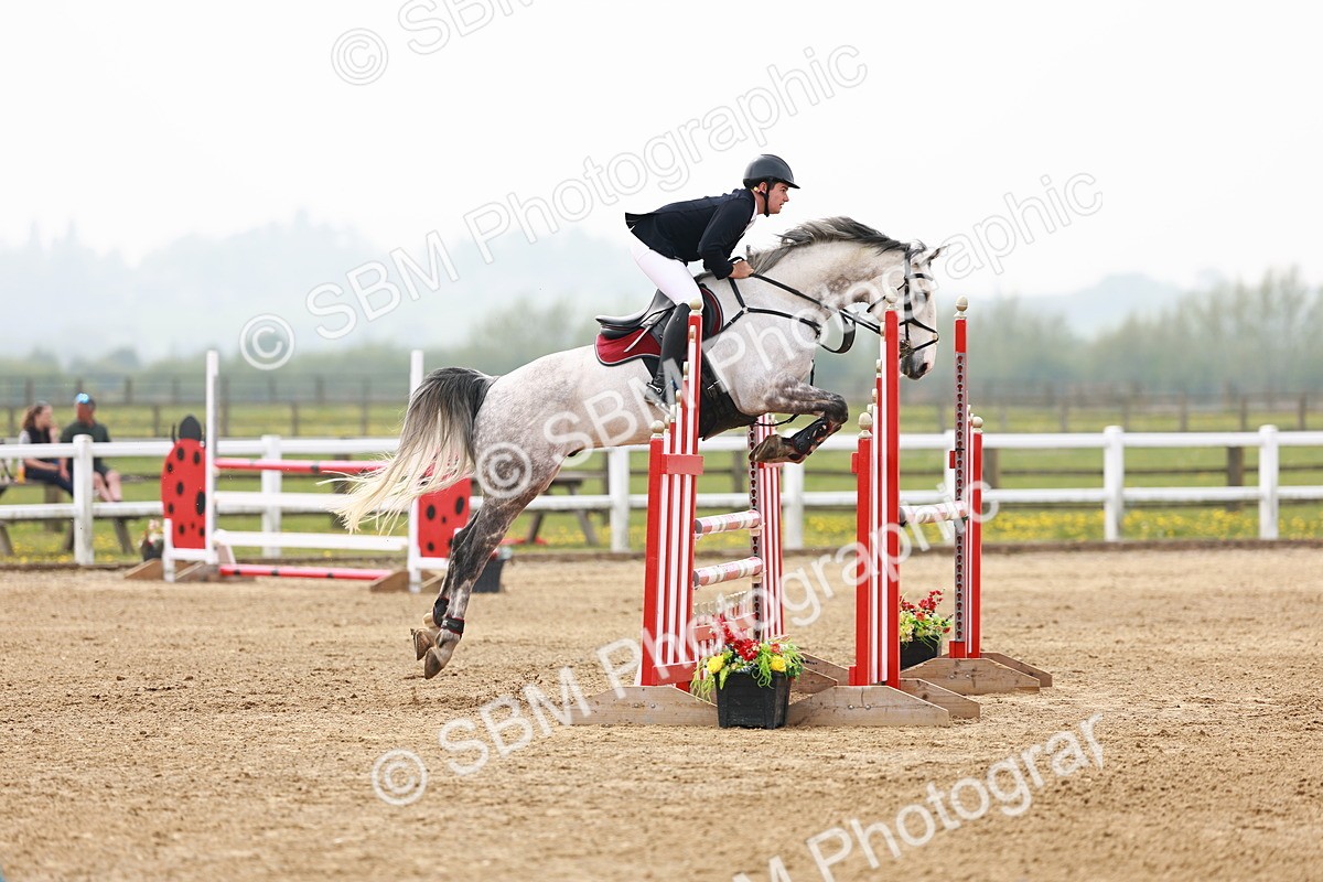  - Class 18 - Senior Newcomers - 1.10m