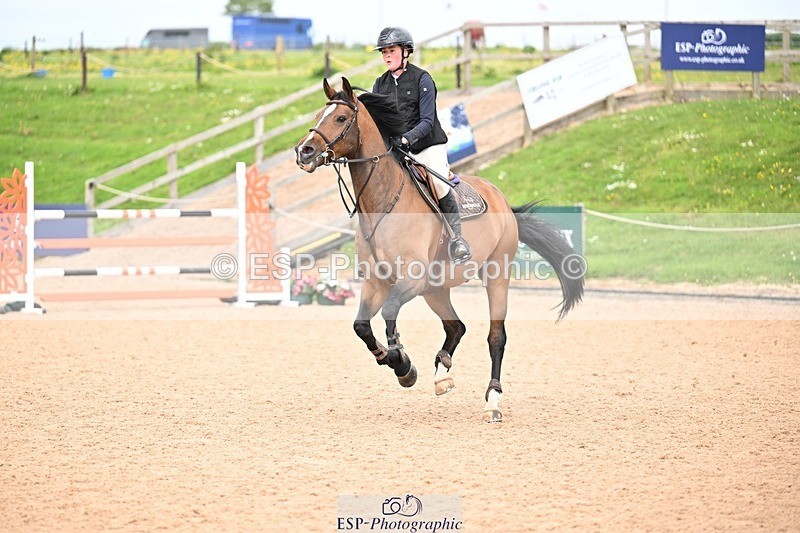 260510-150855-07487 - Cls 41 Snr Foxhunter