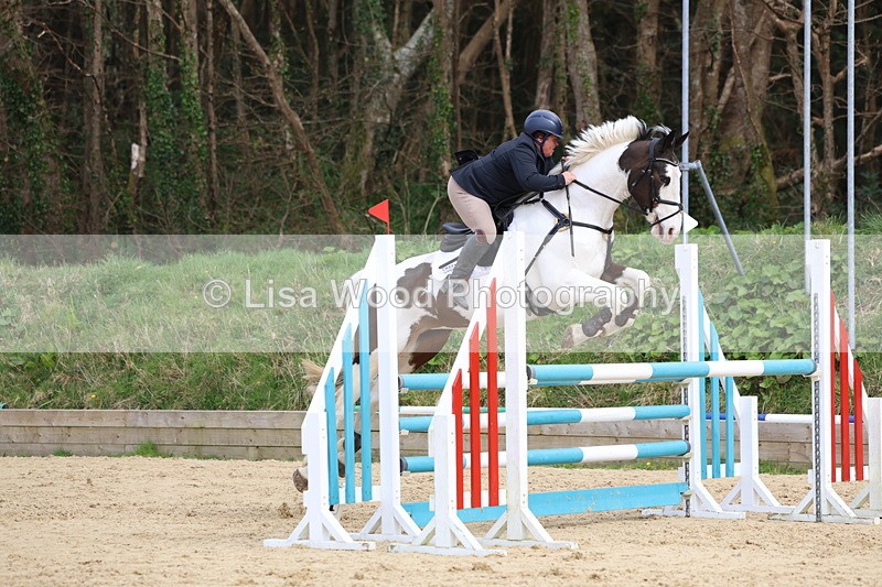 3E7A7530 - Class 7: Senior 1.05m