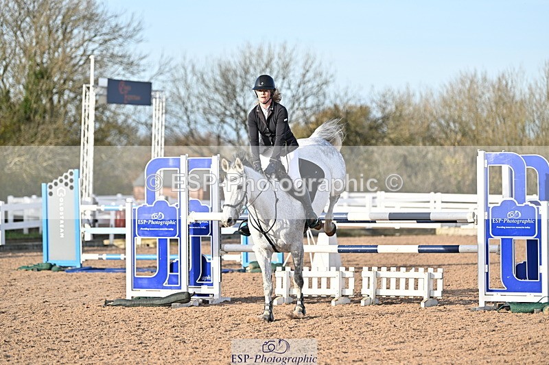 241113A-141959-00853 - Cls 05A&B Snr Fox & 1.20m Open