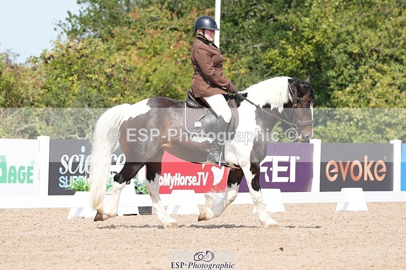 250817-121712-09283 - 185-Hermione.PerryNewoak.Roc.Bay