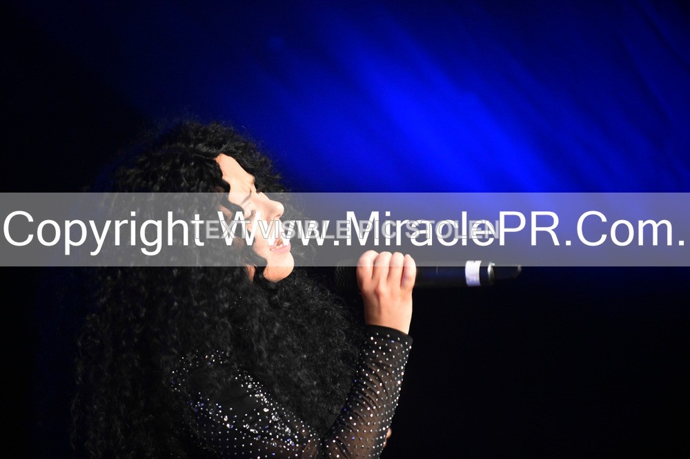 SH4_6814 - The Cher Experience