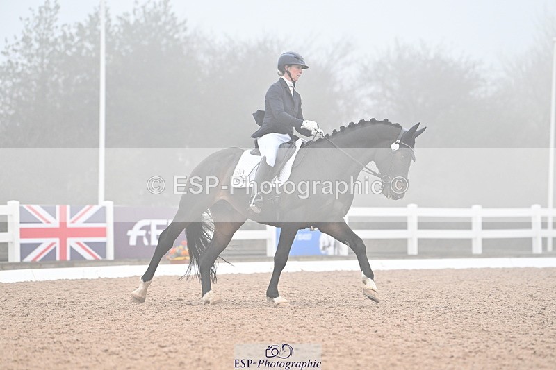 240217A-104751-01194 - 245-Hannah.Biggs-D'Isneys.Fantasia.SFS