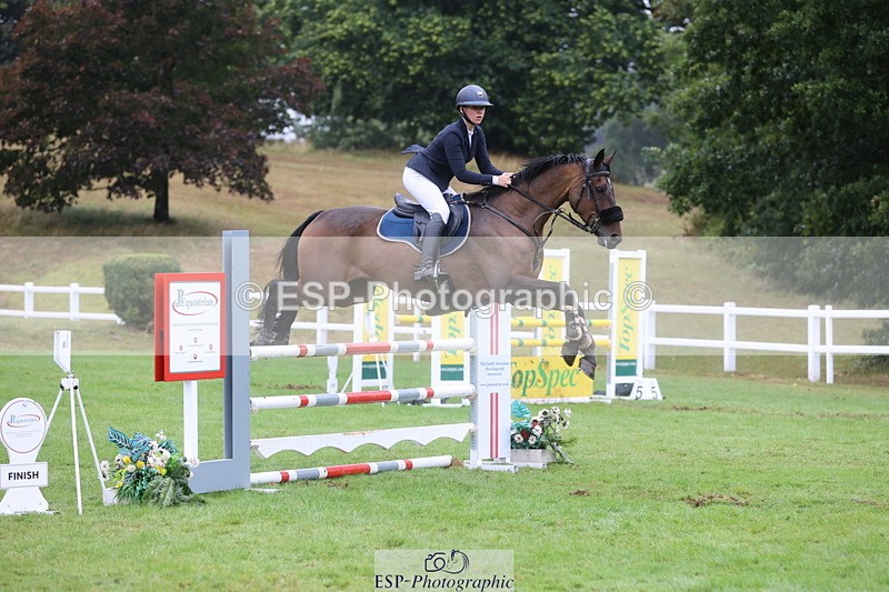 250830A-143013-07011 - Cls 16 Snr Newcomers and 1.10m Open