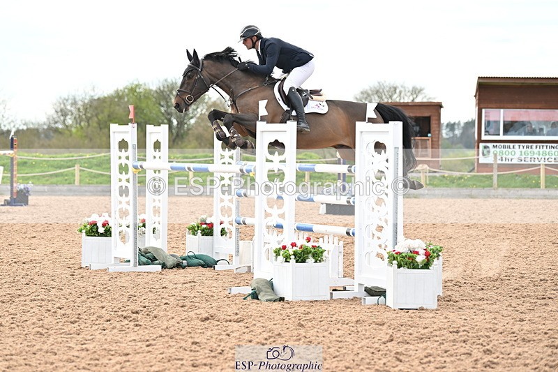 240418A-151735-04635 - Cls 9, 2 Star Big Tour 1.40m