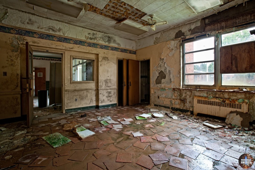Mayview State Hospital photo - Abandoned America
