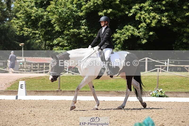 240719-121206-01608 - 123-Michelle_Wallis-Alvescot_Winning_Mood