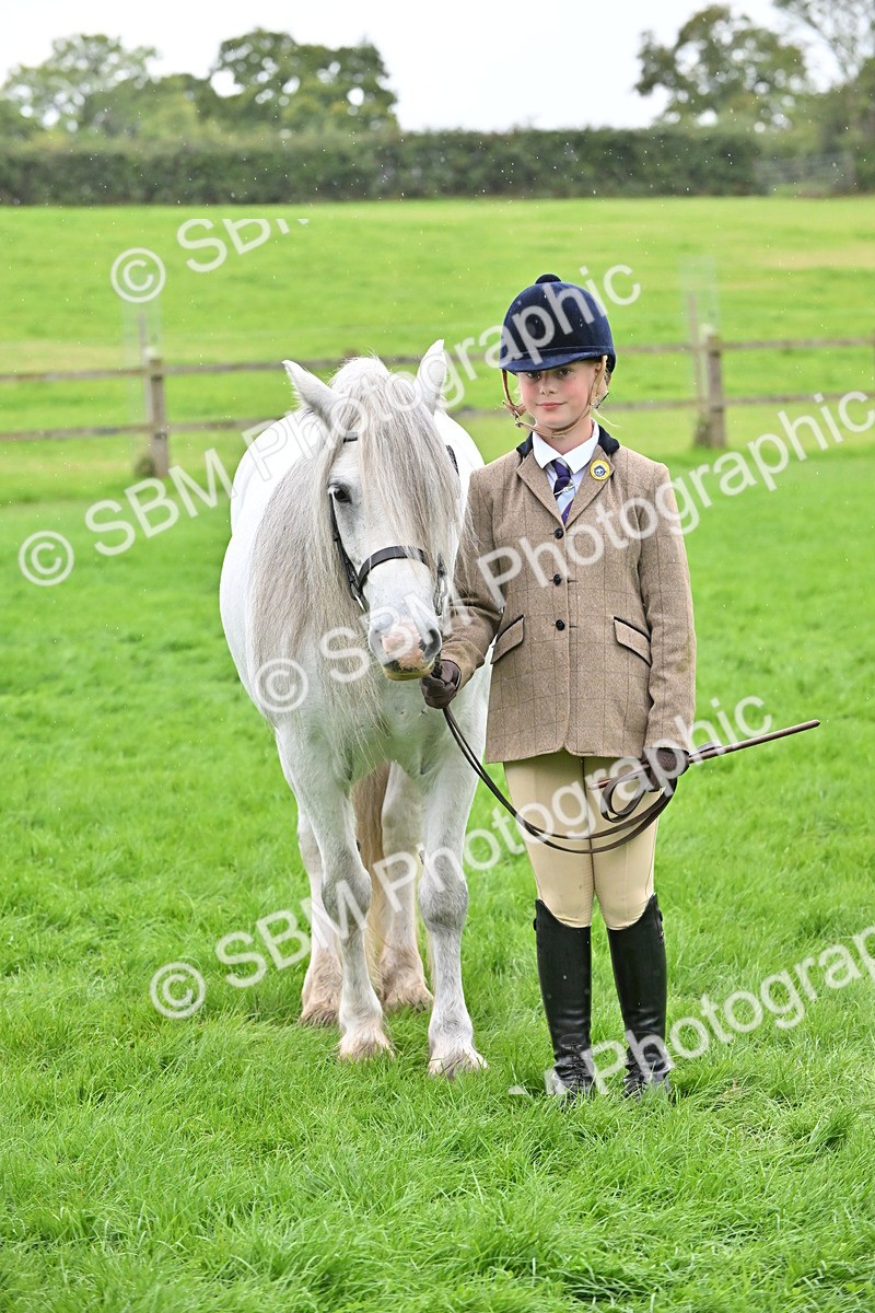 SBM_68606 - S42 - Junior Handler 9-12 Years