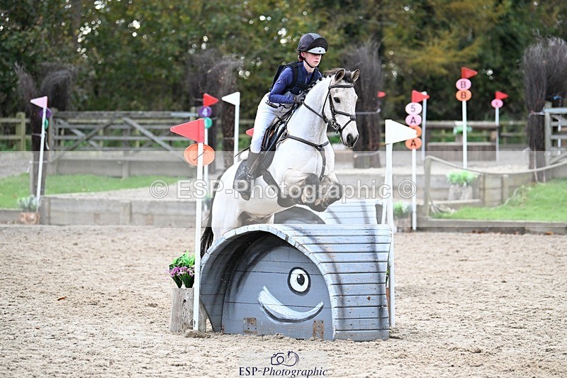 241117-145142-04741 - Cls 3 90-95cm 14.00 to 15.00