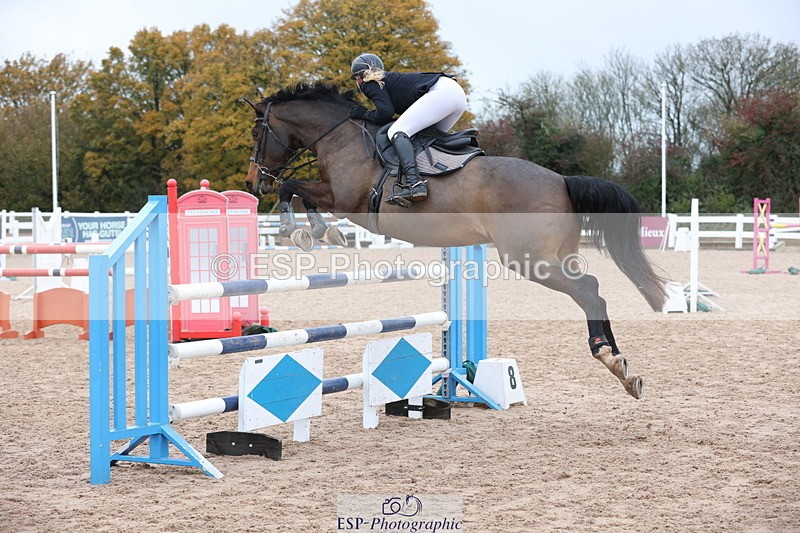 231112A-124214-04145 - Cls 19 Snr 1.05m Open