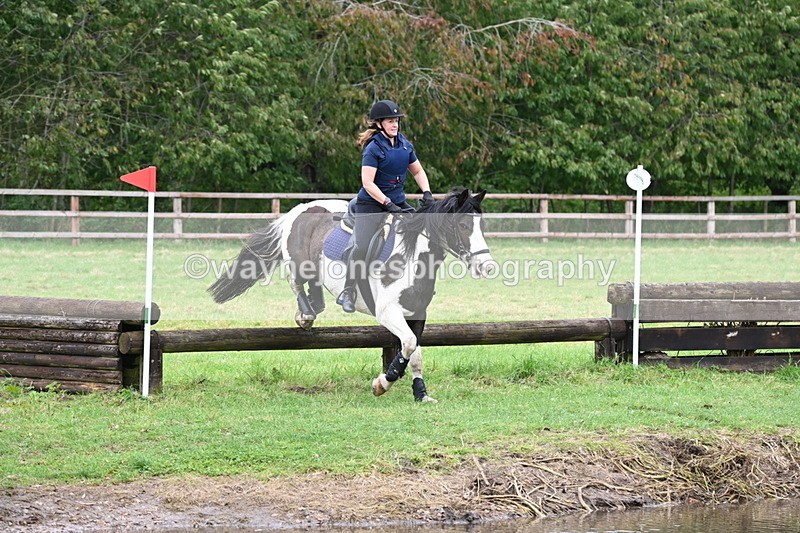 WJ6_2900 - Time at Photographer 11:01 to 11:20