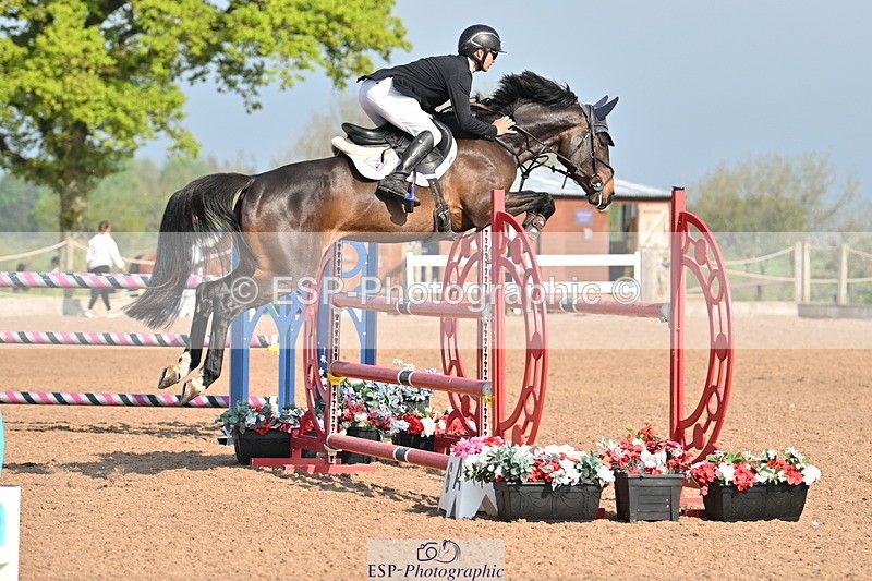 240512A-090527-16591 - Cls 47 Snr 1.20m Open