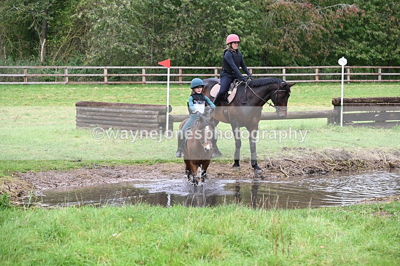 WJ6_3067 - Time at Photographer 11:01 to 11:20