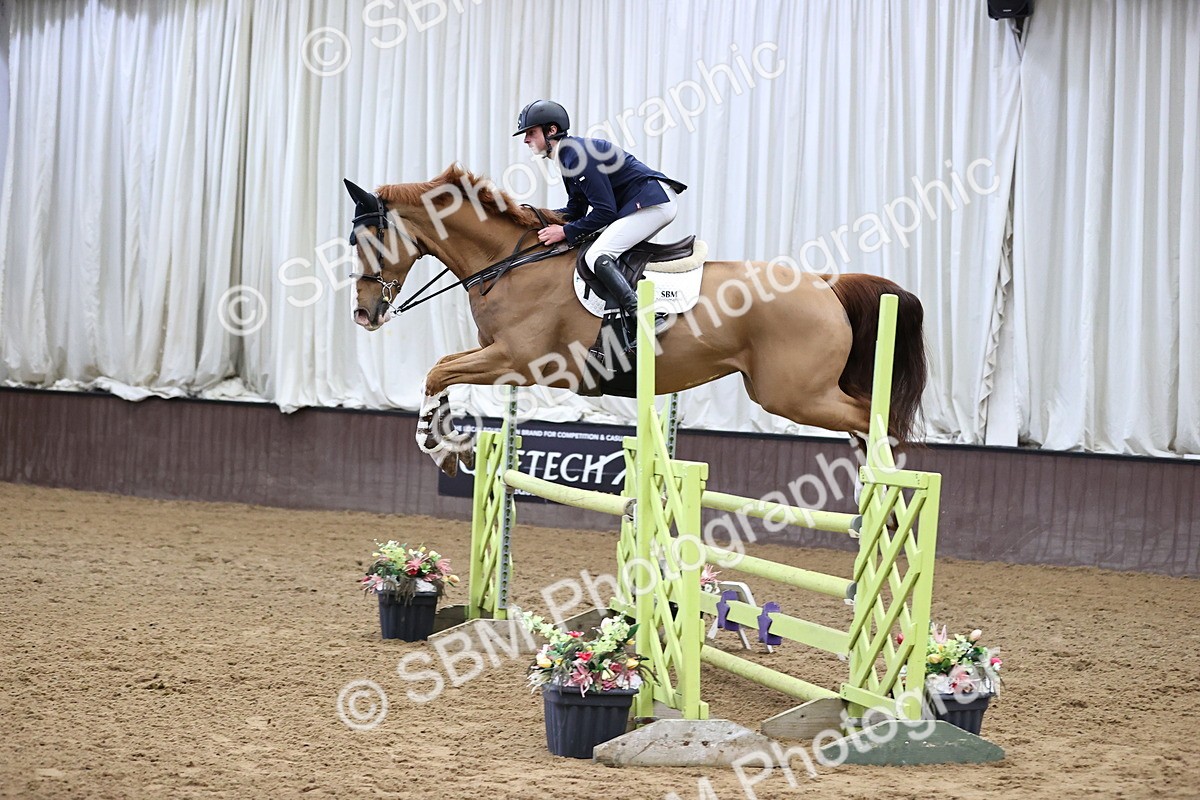 SBM_001741 - Class 4 - Senior Newcomers - 1.10m Open