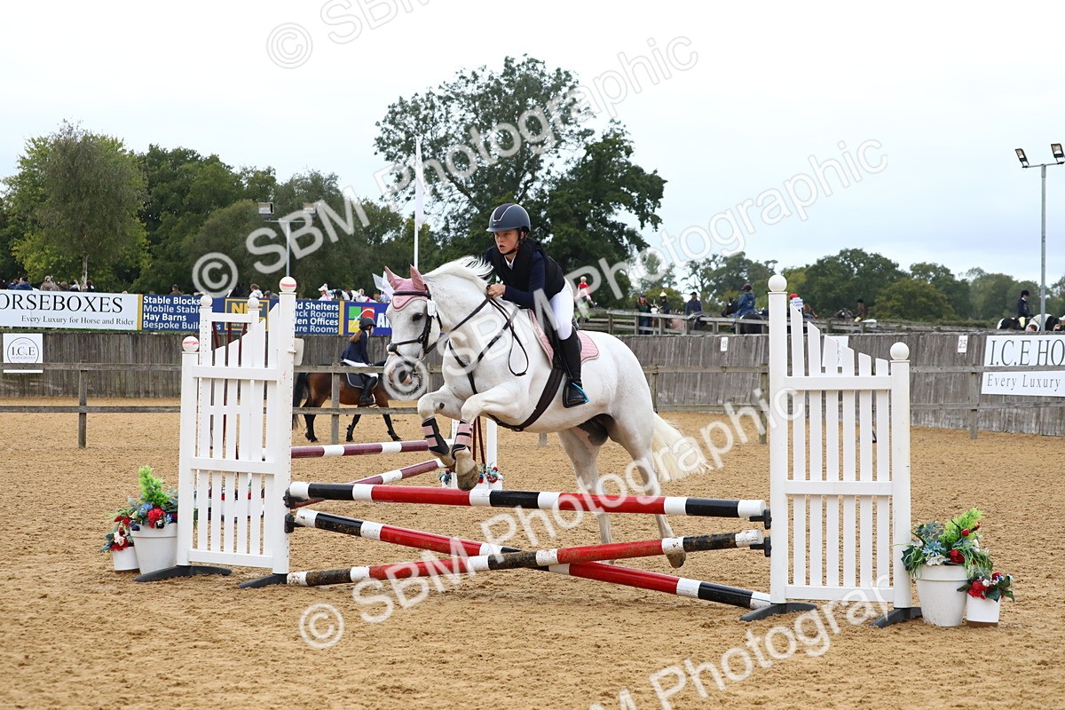 SBM_62302_J64 Junior Pony 60cm Championship - Paula Gray