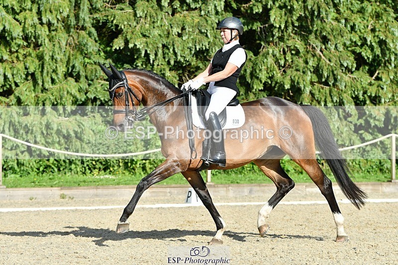 230623-180603-01677 - Cls 8 Medium 73Q