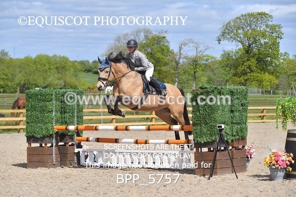 BPP_5757 - CLASS 25 SUN  0.95m Amateur Championship Qualifier