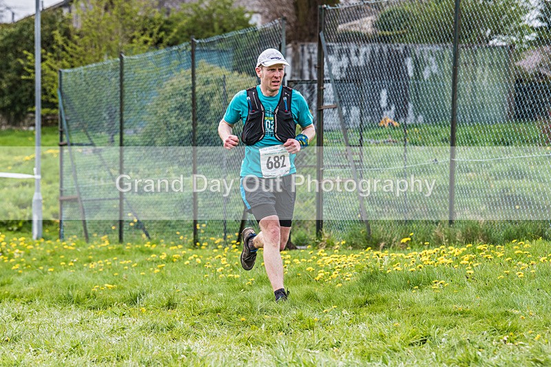 3 Peaks-3552 - The 3 Peaks Race - The Finish - Saturday 29th April 2023