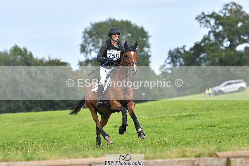 240804-172113-19265 - 758-Christopher_Wincer-CASA_COMQUEST