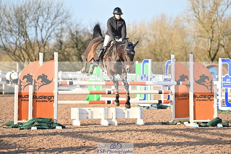 231210A-143845-02803 - Cls 21 Foxhunter & 1.20m Open