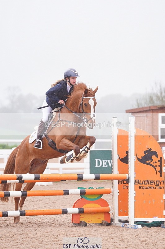 240505A-135206-06173 - Cls 18 & 19 Club & Schools 90cm