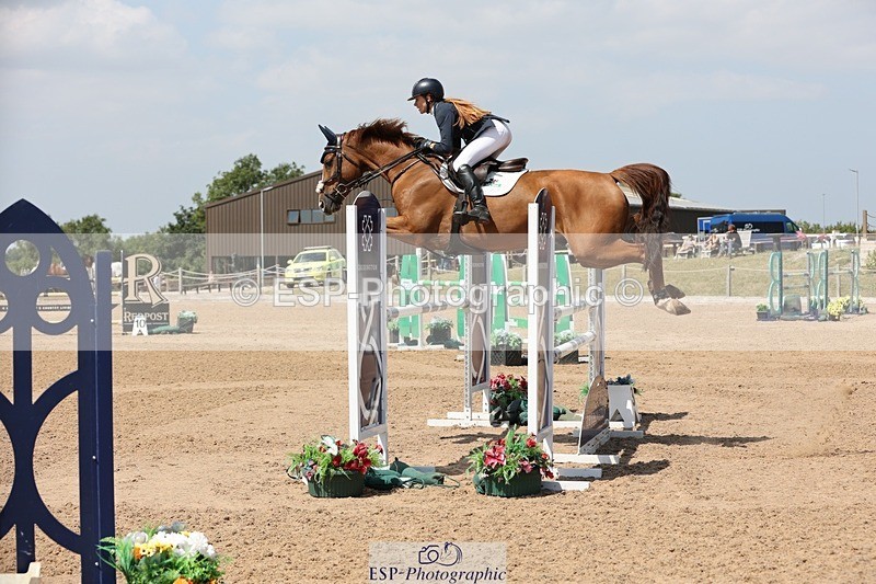 250725-140427-03148 - Cls 3 Snr Foxhunter