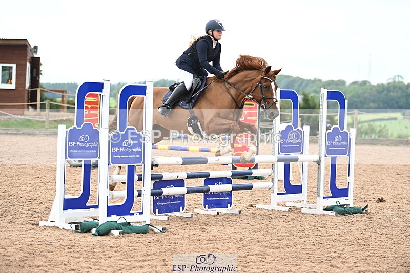 240908A-131142-03936 - Cls 15 U21 Intro 90cm-1.00m  Team Comp