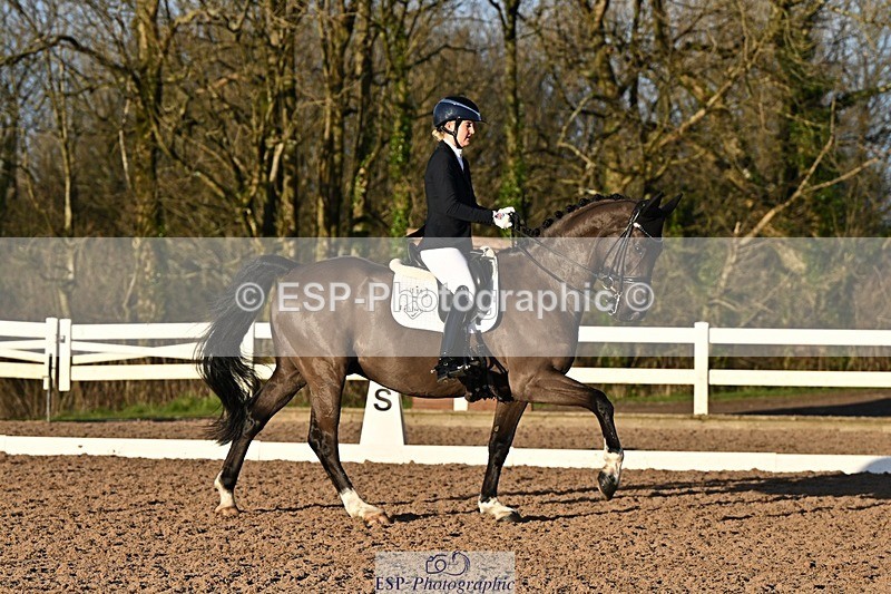 241214-143341-02887 - 139-Holly.Kerslake-Platinum.Cabachon