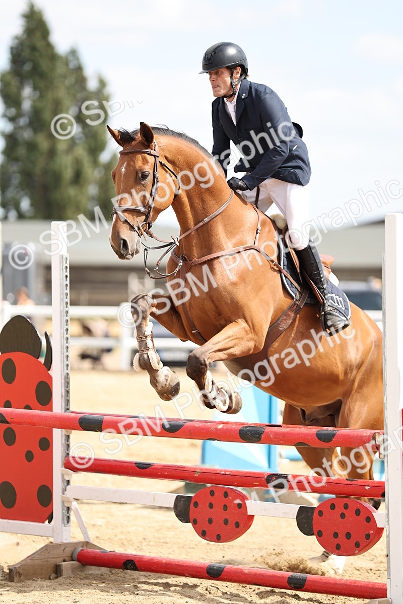 SBM_004741 - Class 5 - Senior Discovery - 1.00m Open