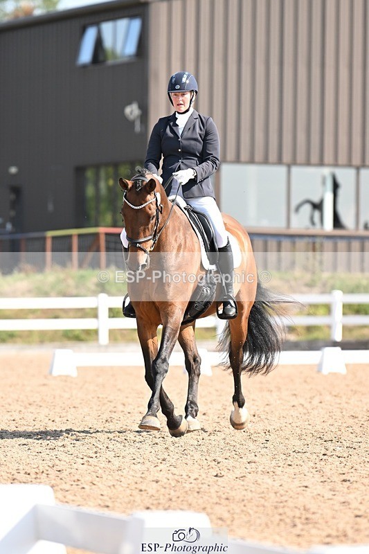 250816-103344-03420 - 058-Abigail.RousellMister.Cadbury