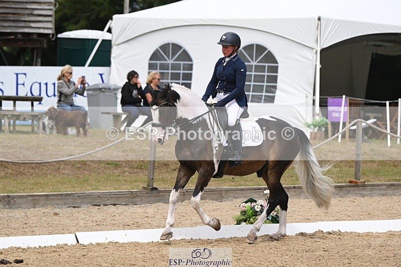 250720A-144857-11965 - 164-Dominique.Kinnaird-Perry-Pallas.Vanquish