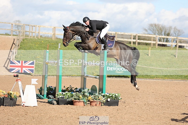 240419A-163232-09418 - Cls 10, 2 Star Big Tour 145cm  15.45 to 16.35 break