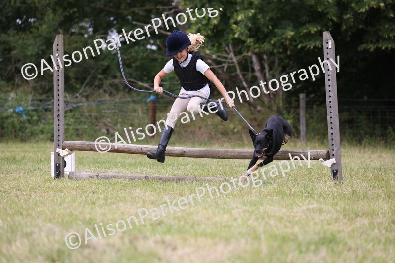 20260614-4393 - Class 25 - Horse and Hound Jumping