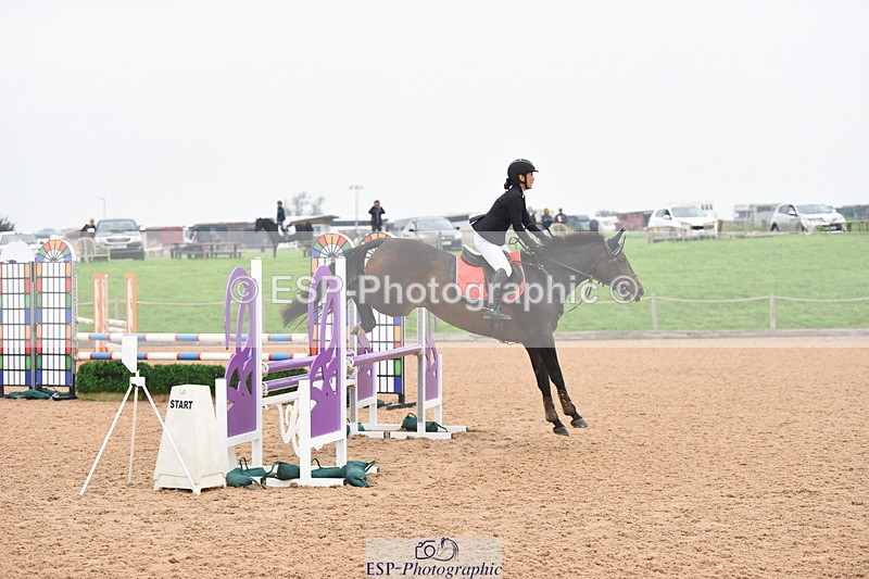 230916A-151842-05322 - Cls 18 Snr 95cm Derby