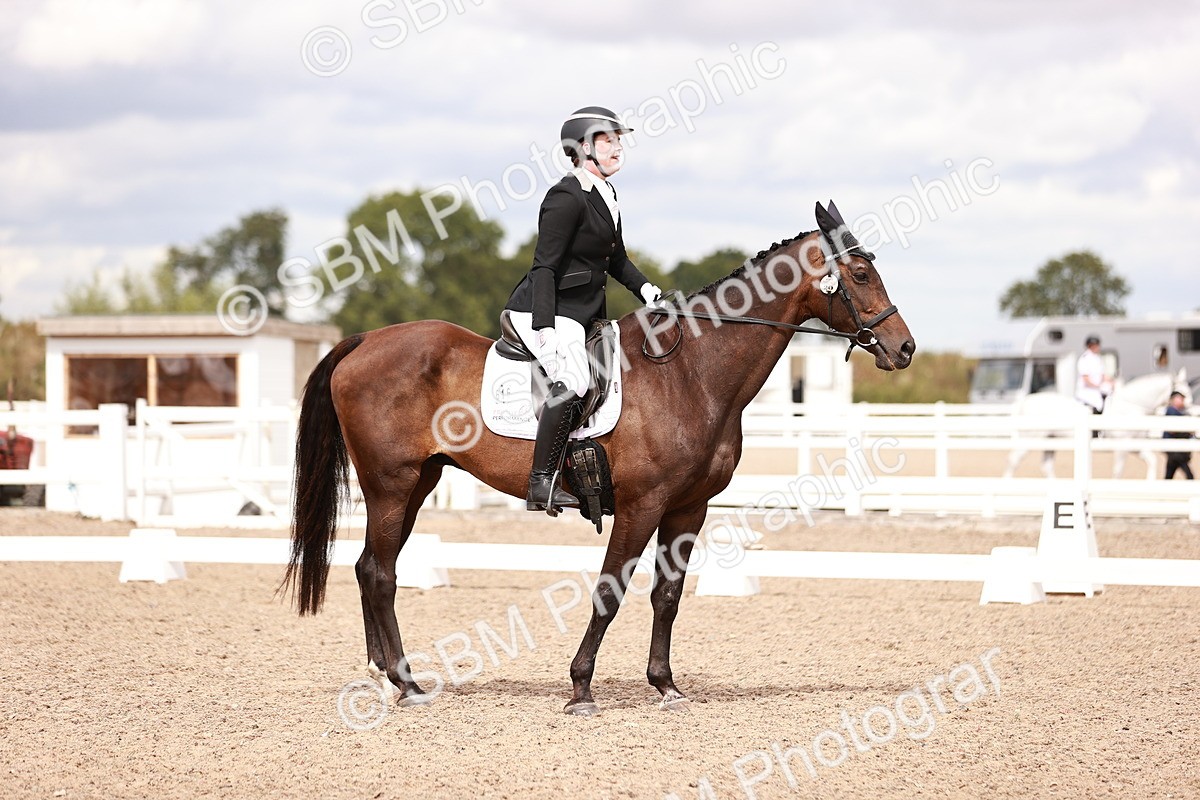 SBM_06290 - Class 37 - Novice 5